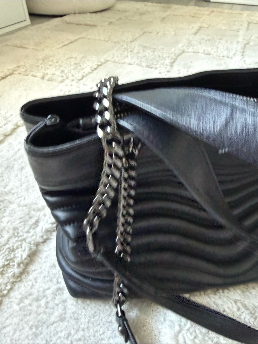 Rebecca Minkoff Black Quilted Leather Purse - Picture 4 of 7